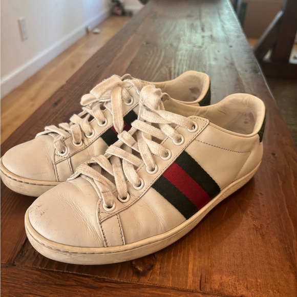 Authentic Gucci Sneakers - Picture 4 of 6